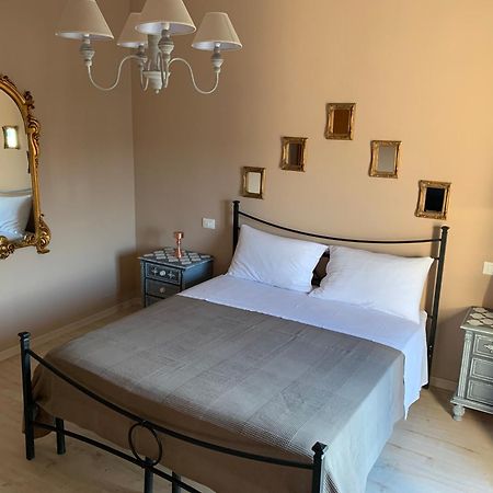 Appartamento Penthouse Garibaldi Aeroporto di Catania Fontana Rossa Esterno foto