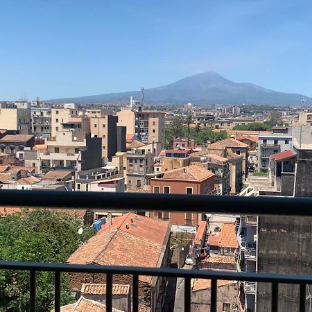 Appartamento Penthouse Garibaldi Aeroporto di Catania Fontana Rossa Esterno foto